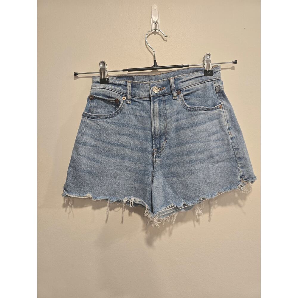 American Eagle Stretch Size 2 Frayed Bottoms Preloved
